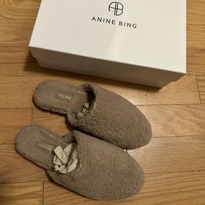 Anine Bing shearling mule size 37